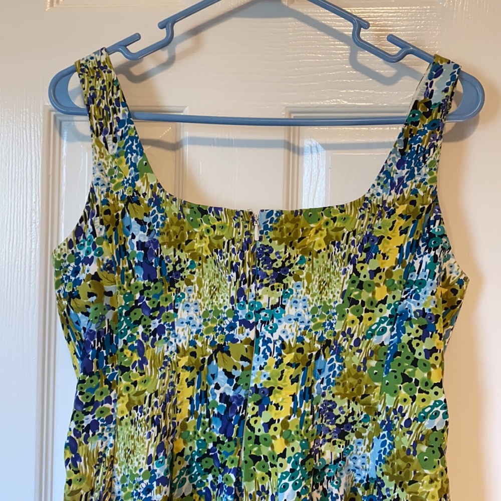 Nine West Floral Dress w/ Pockets size 6 - Picture 4 of 11